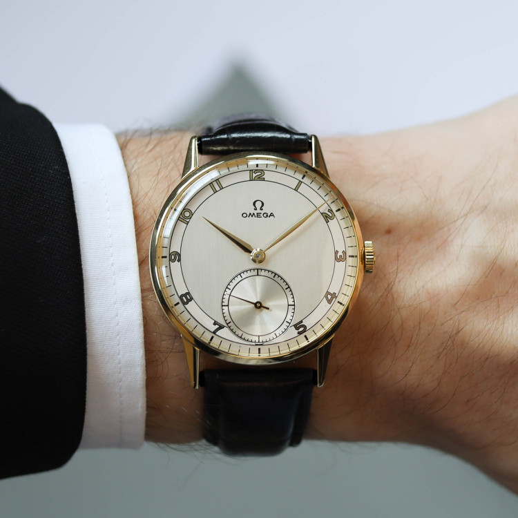 Handaufzug,  Omega Omega Klassik 